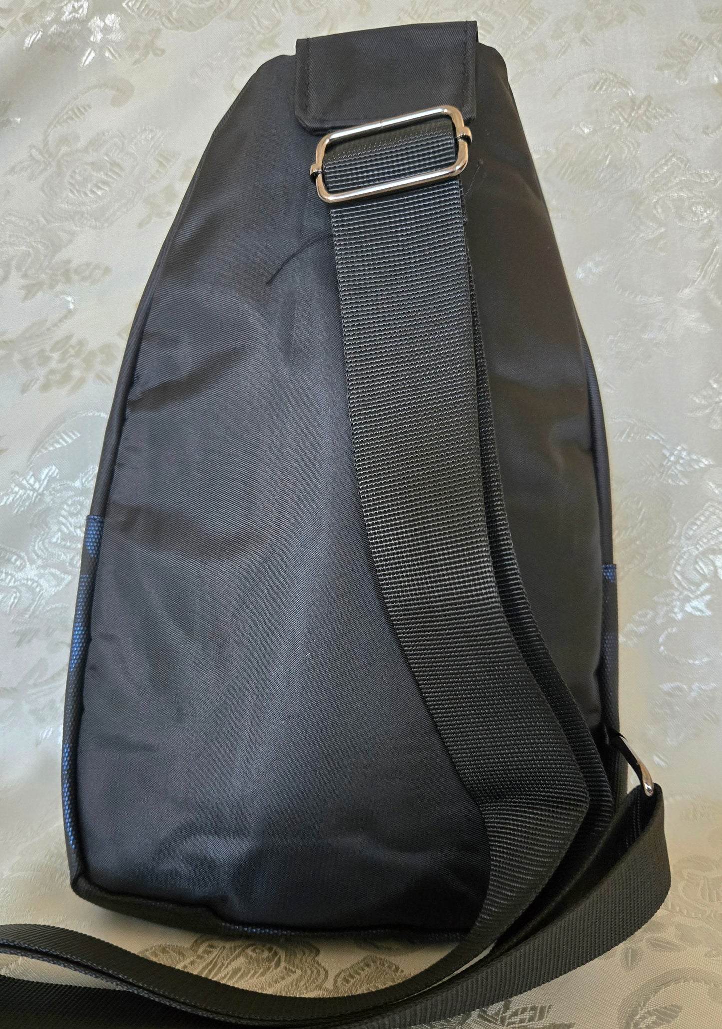 Jingpin Blue Camouflage Sling bag (Item# 980294BL)