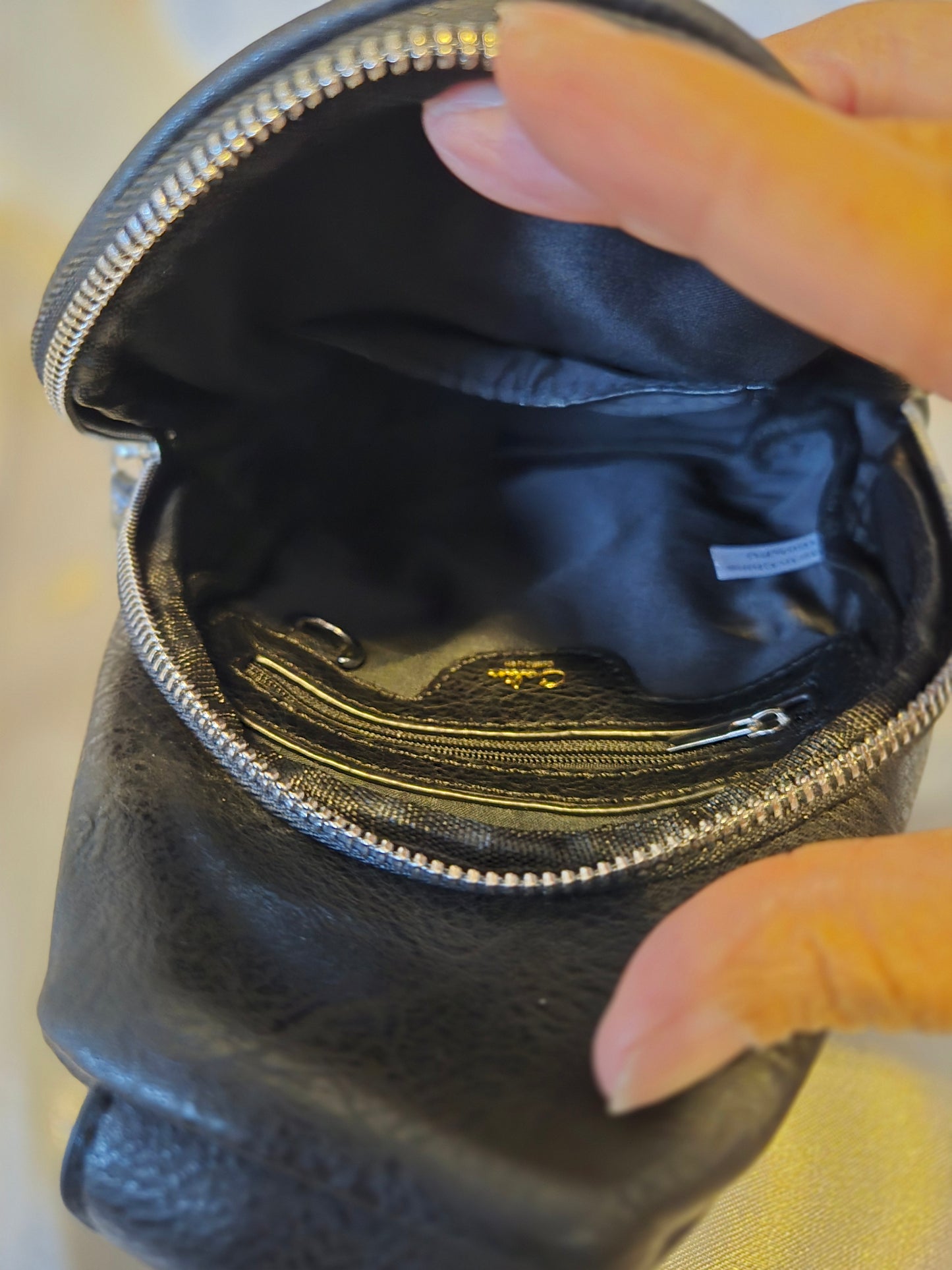 Calin Black Sling Bag (20250901ME0007M)