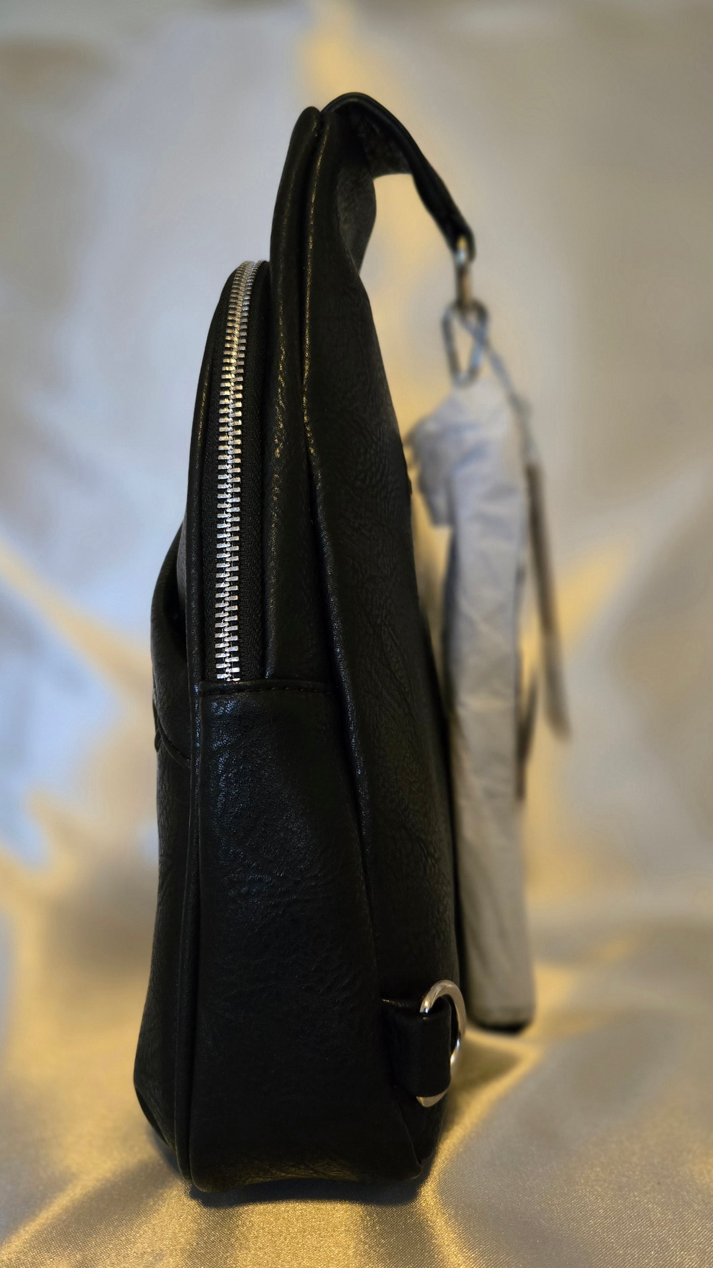 Calin Black Sling Bag (20250901ME0007M)