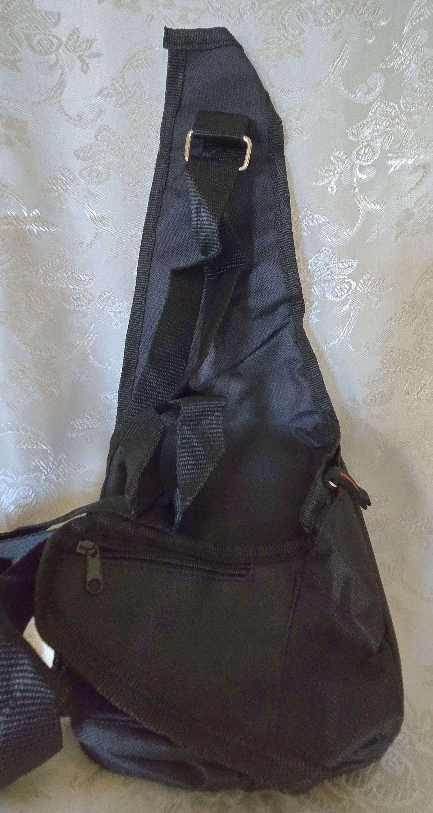 Sport Lightweight Sling Bag (052125D1202217)