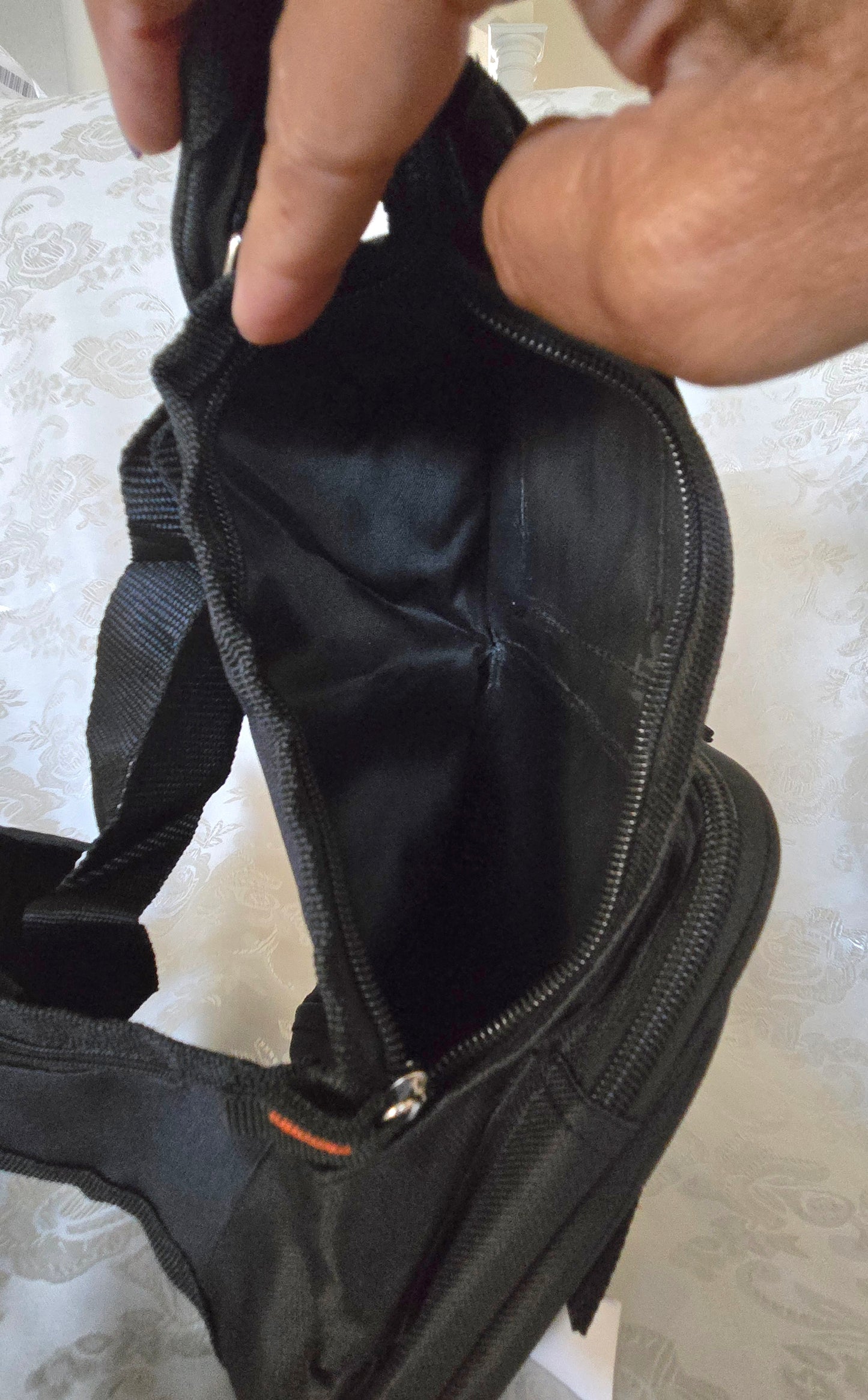 Sport Lightweight Sling Bag (052125D1202217)